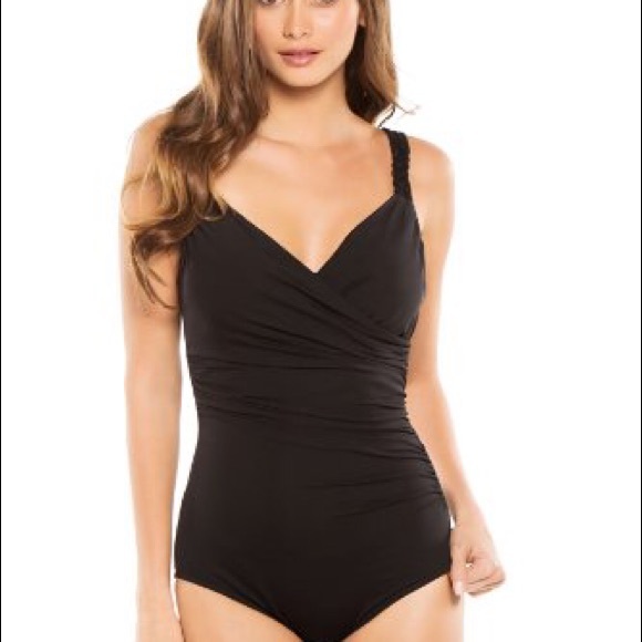 jantzen women's swimsuits